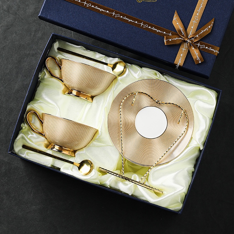 Minimalistische koffiekopjes e - Coffee Tea Set recensie en prijs