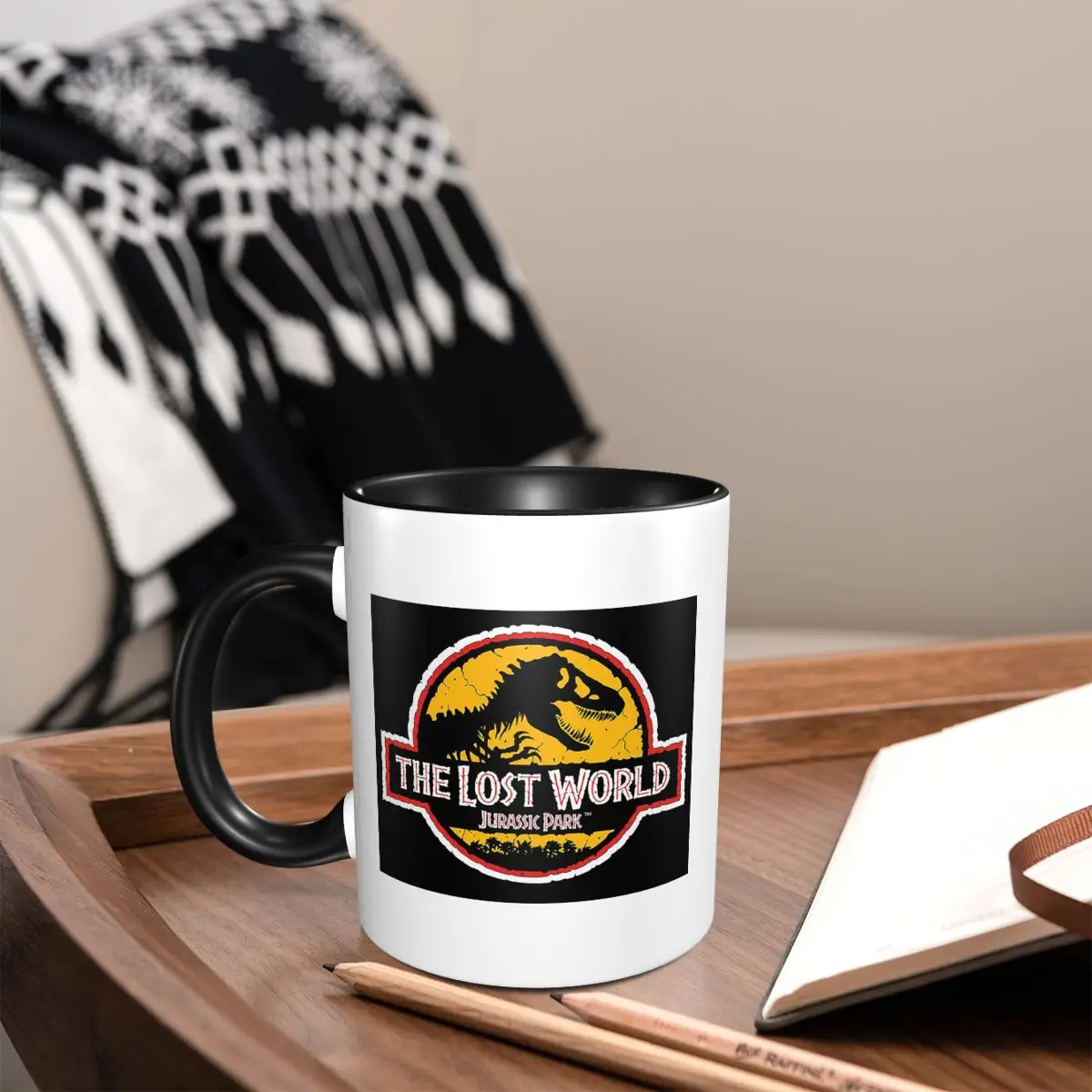 Jurassic World Logo Evolution  - Coffee Tea World recensie en prijs